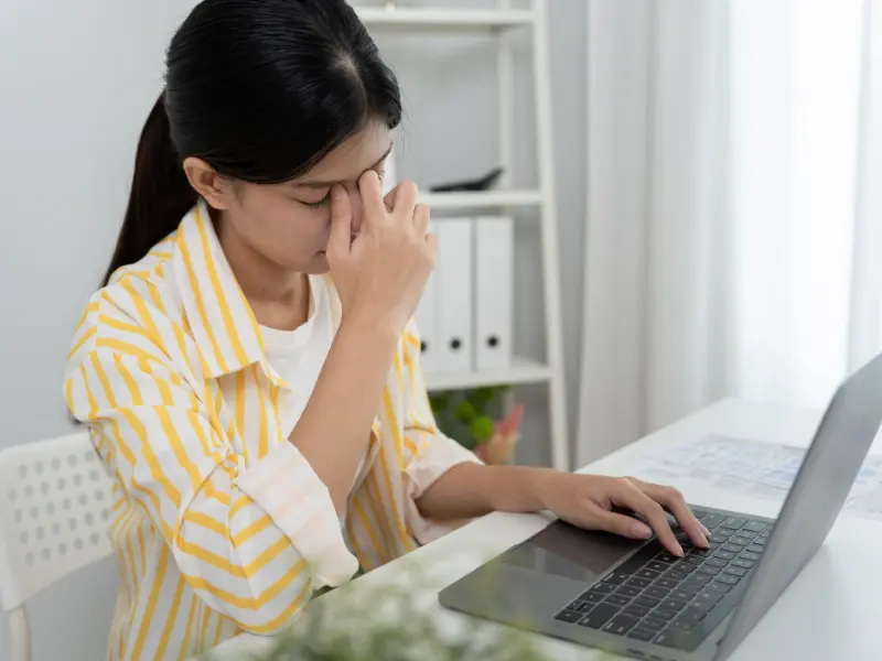  متى يمكن استخدام الجوال بعد عملية الليزر السطحي متى يمكن استخدام الهاتف بعد عملية الليزر